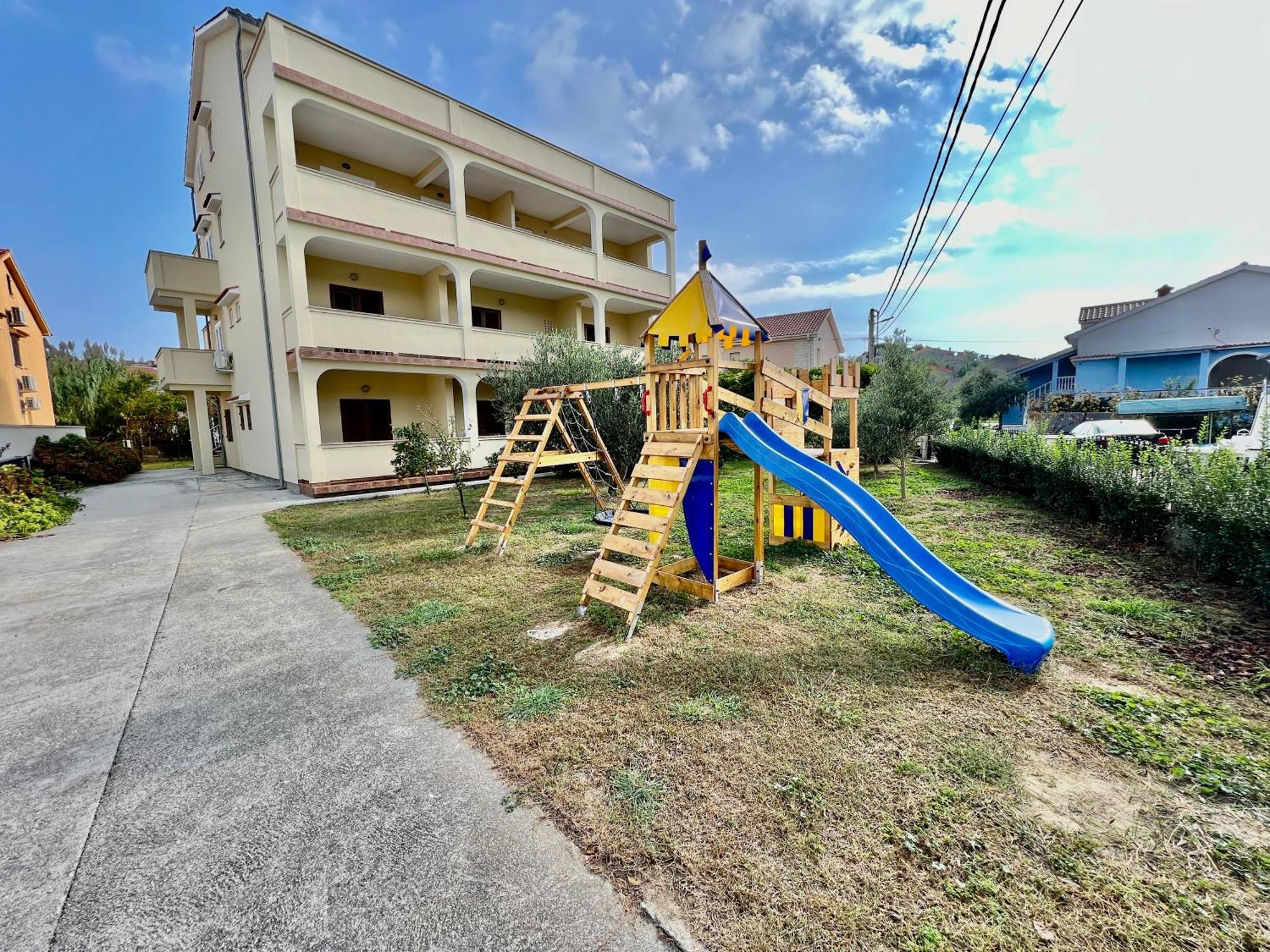 Apartments Piculjan Lopar Buitenkant foto